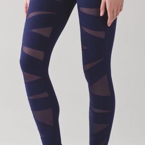 Lululemon tech mesh leggings.
